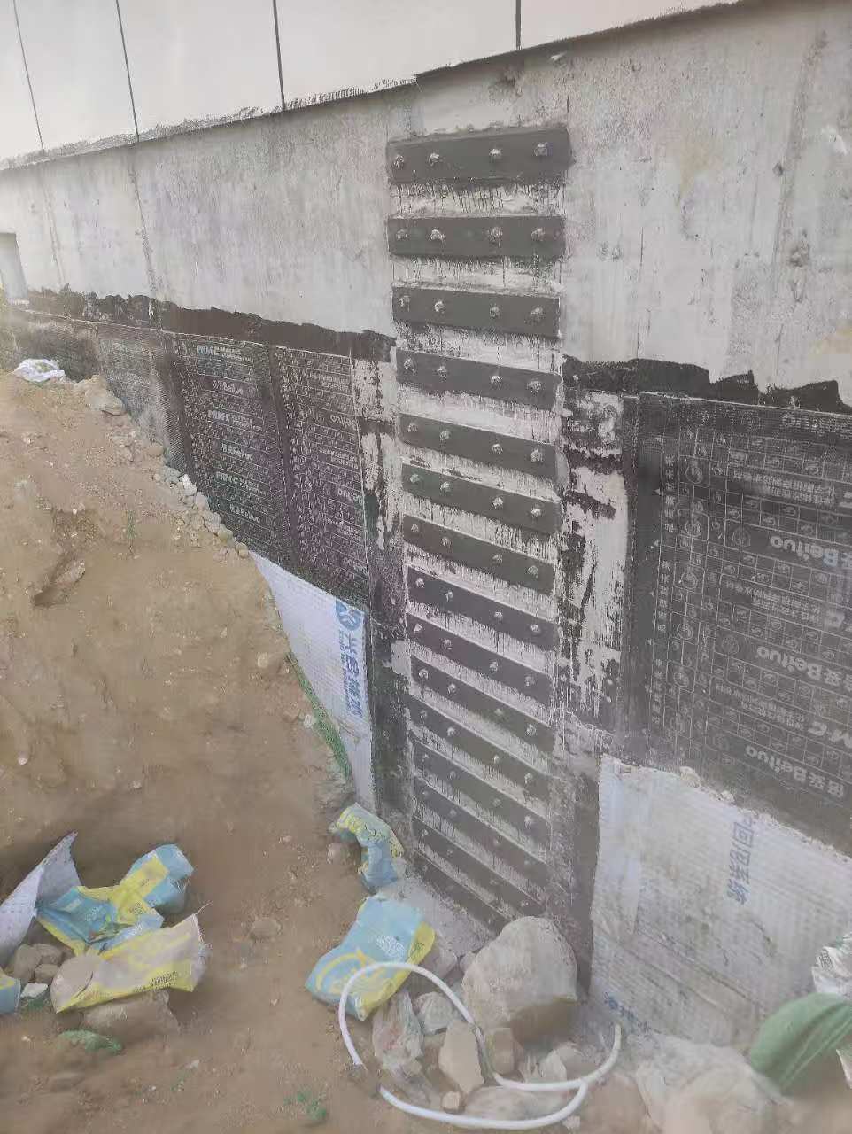 万宁房屋柱子加固方法